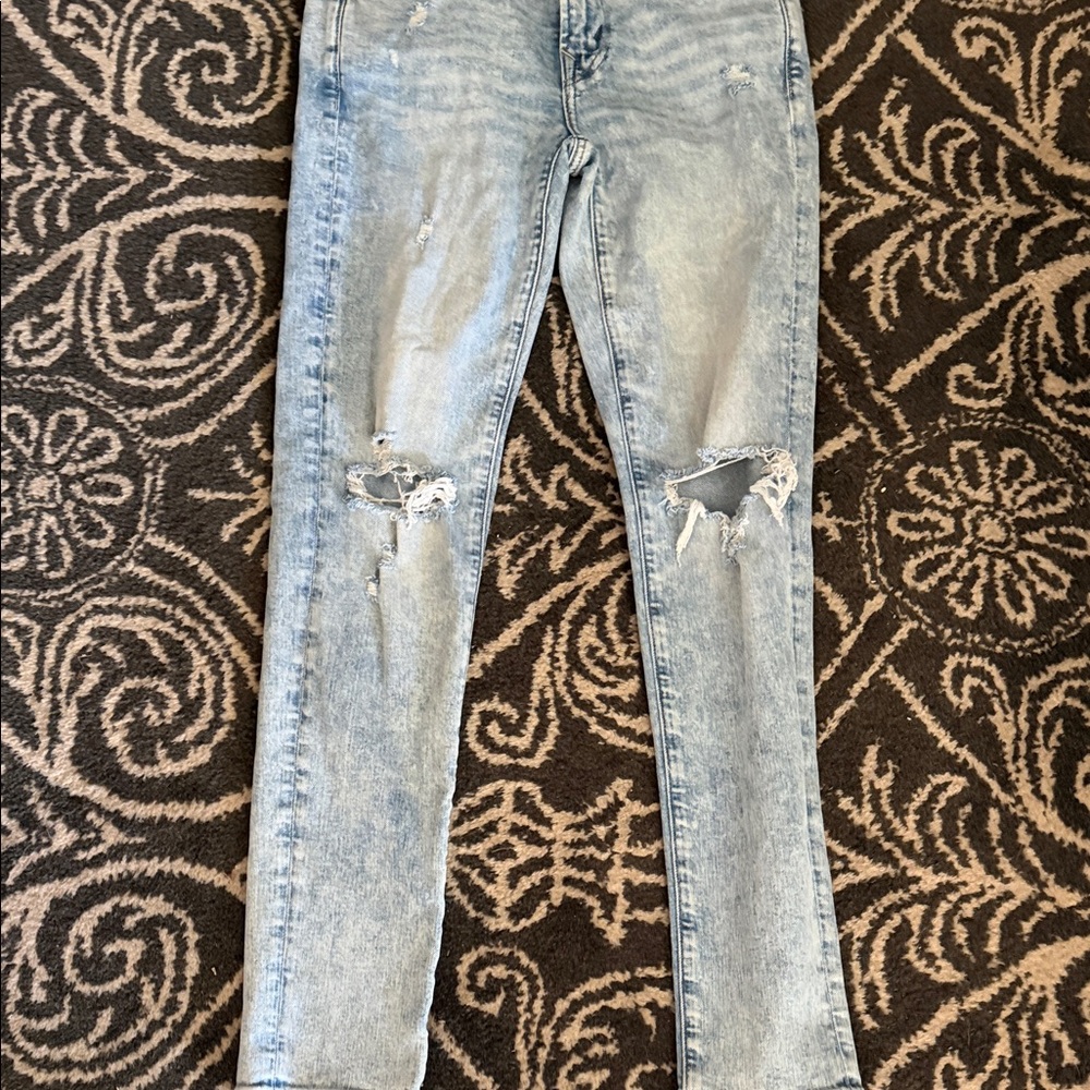 American Eagle Outfitters Distressed Light Blue Skinny Jeans